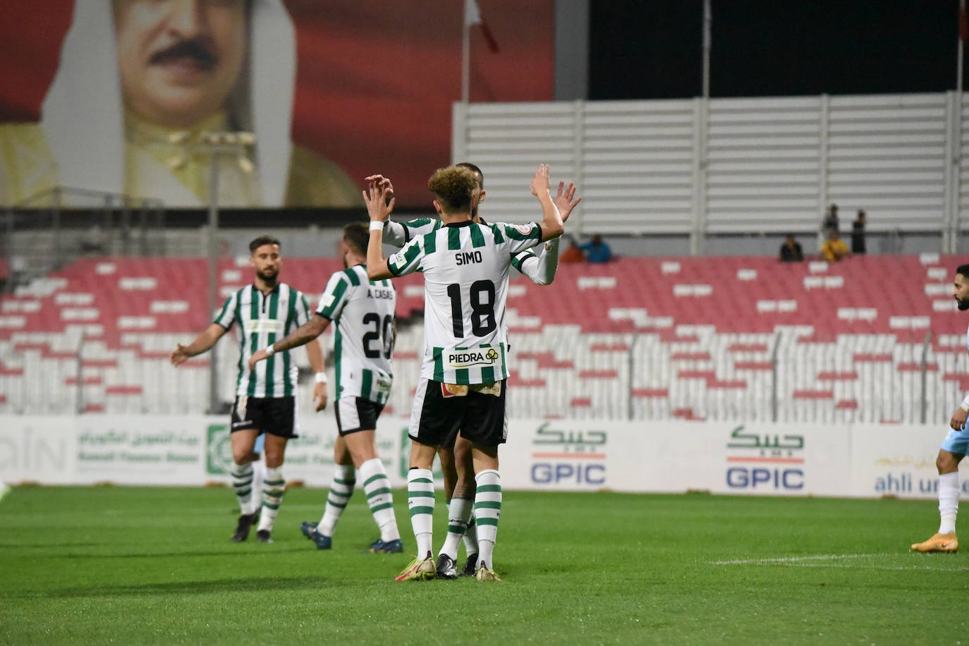 Las imágenes del Riffa - Cordoba CF en Baréin