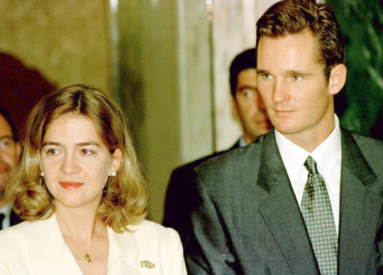 La Infanta Cristina e Iñaki Urdangarín: una historia de amor, en imágenes