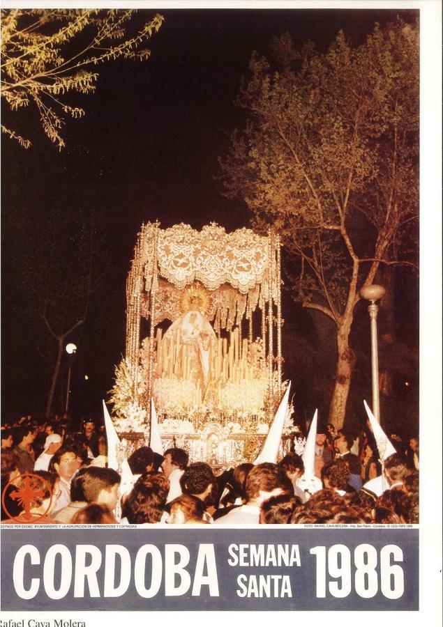 En imágenes, un paseo por los carteles de la Semana Santa de Córdoba