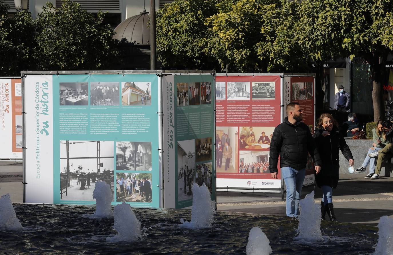 La exposición del 50 aniversario de la Universidad de Córdoba, en imágenes