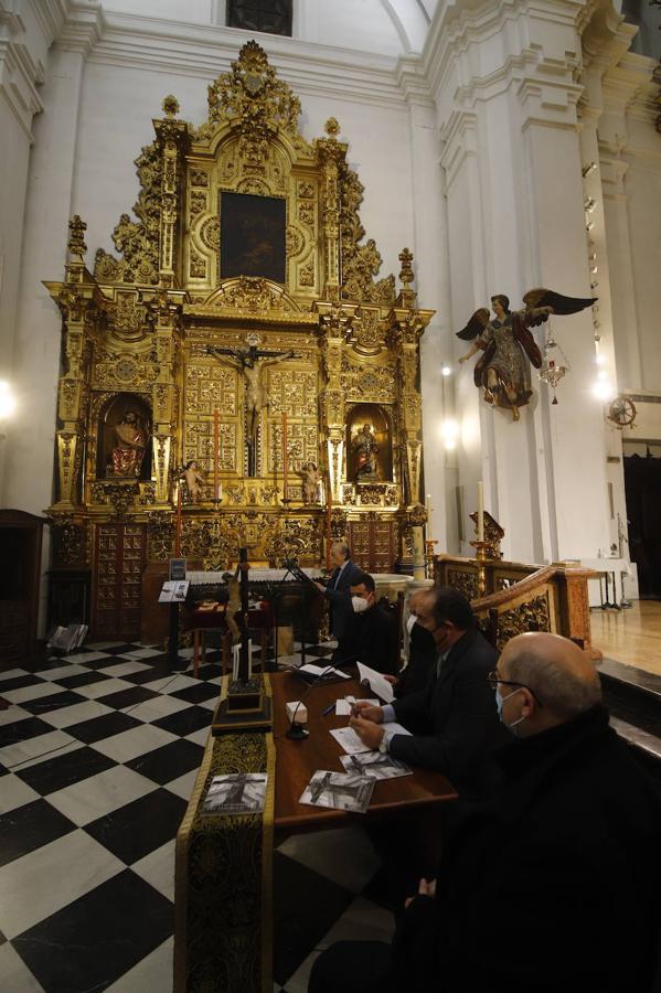 La presentación del libro de la cofradía del Vía Crucis de Córdoba, en imágenes