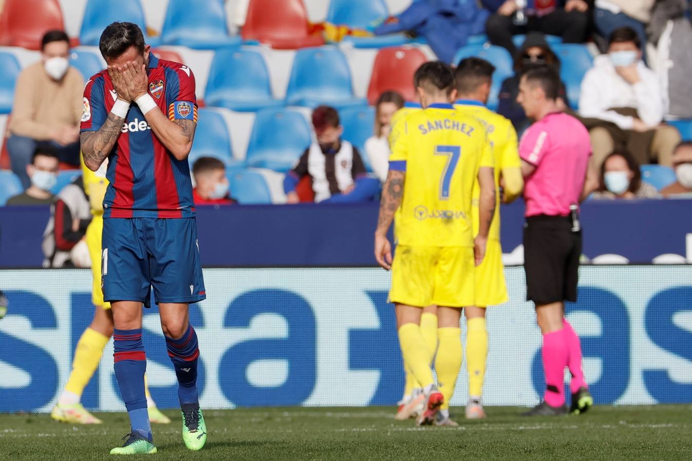 FOTOS: Levante - Cádiz