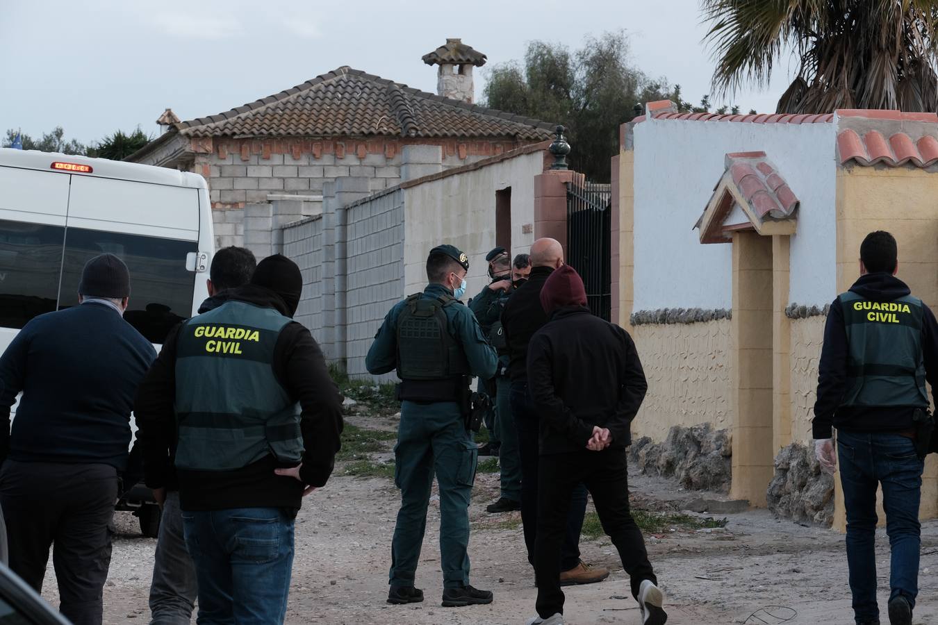 FOTOS: Operación de la Guardia Civil contra el blanqueo de los narcos en El Puerto