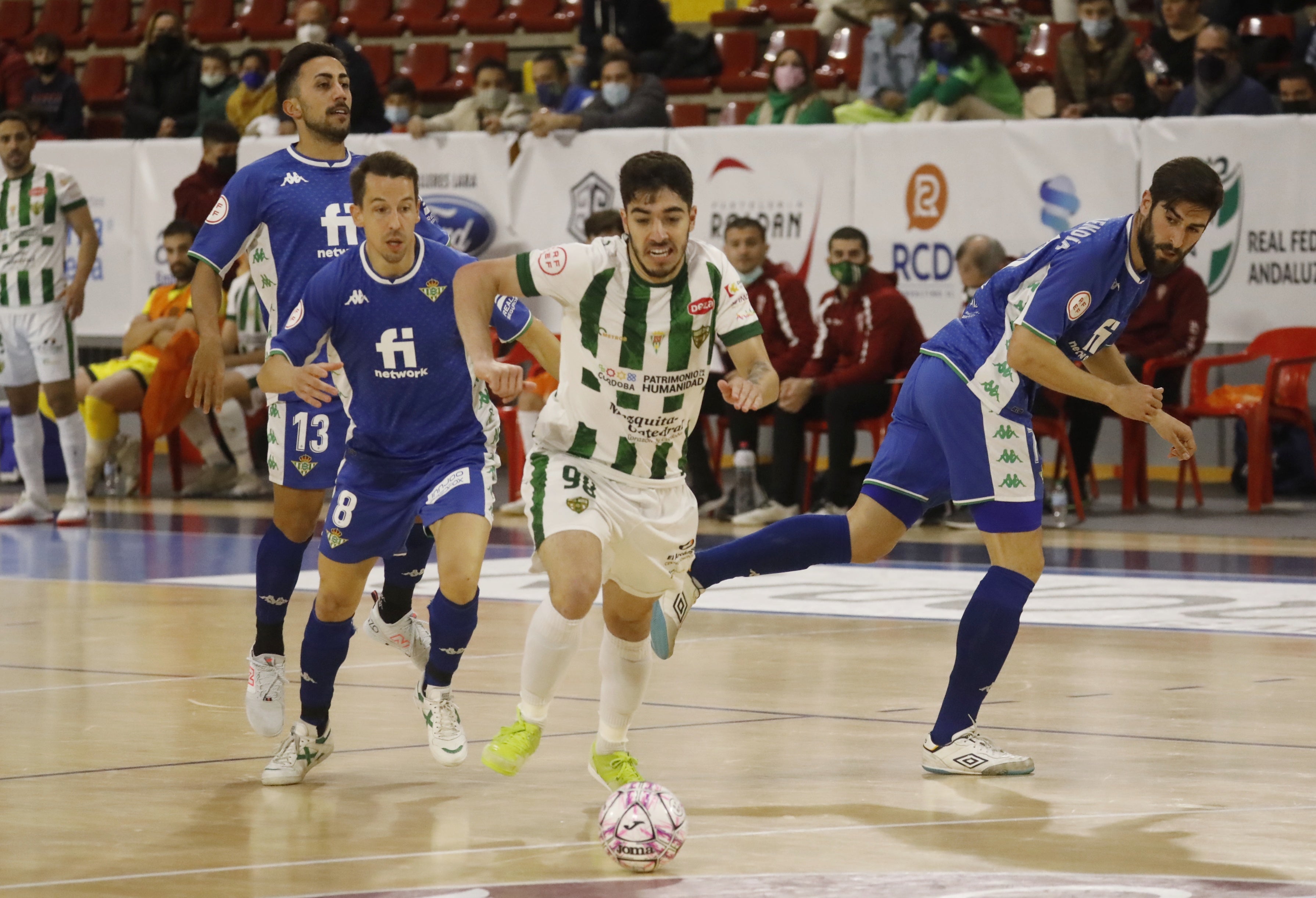 El Córdoba Patrimonio-Real Betis Futsal, en imágenes