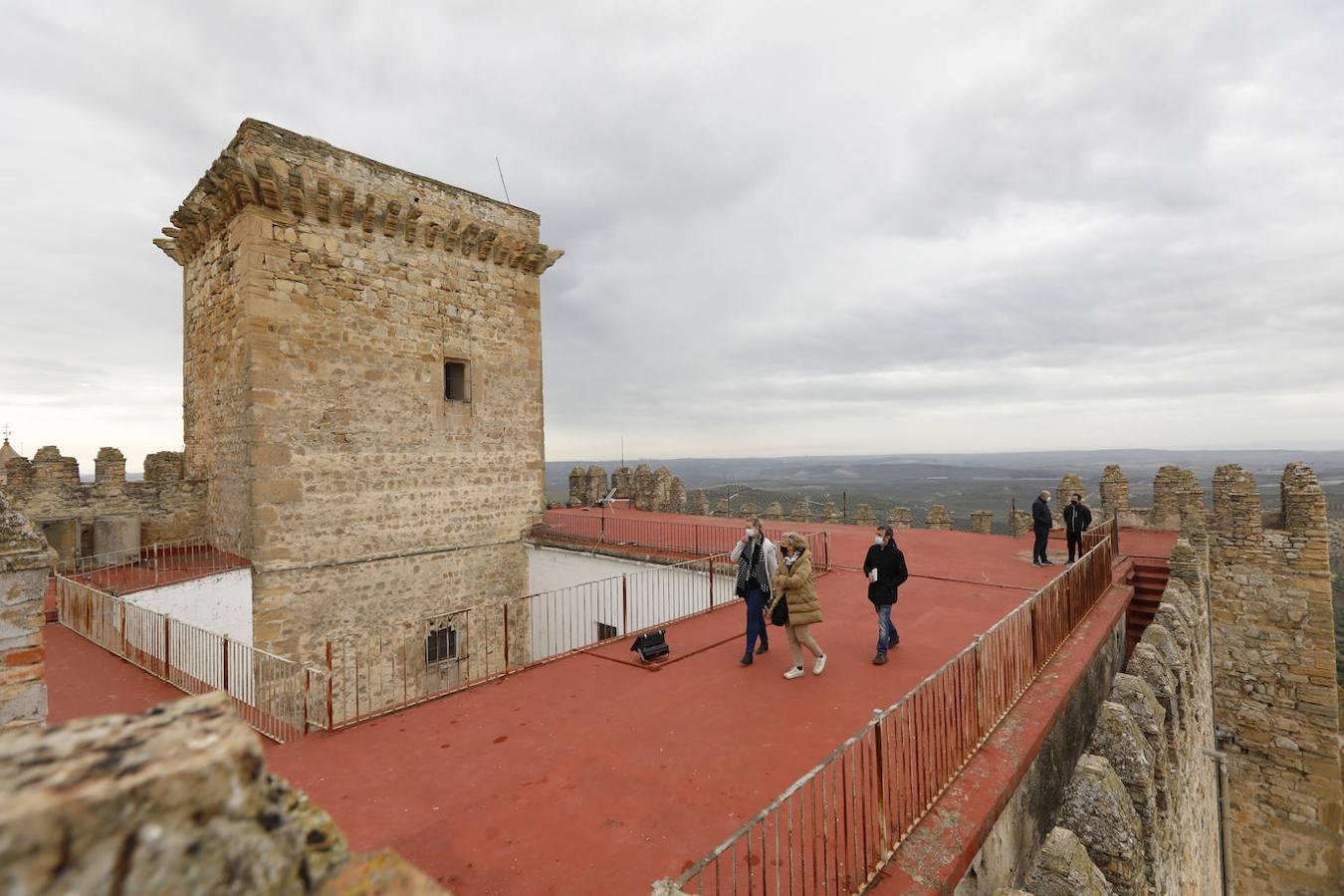 ABC entra en el Castillo de Espejo, en imágenes