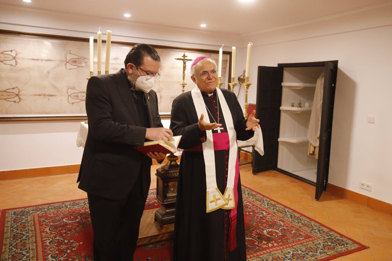 El obispo de Córdoba bendice un nuevo espacio sobre San Rafael en la iglesia del Juramento