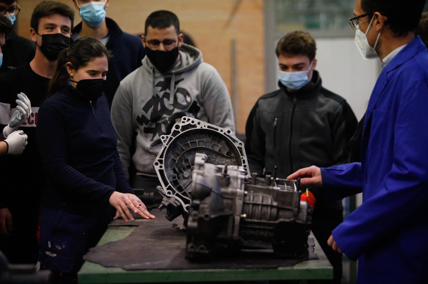 Así se preparan en el instituto Zoco de Córdoba para la llegada de Ford, en imágenes