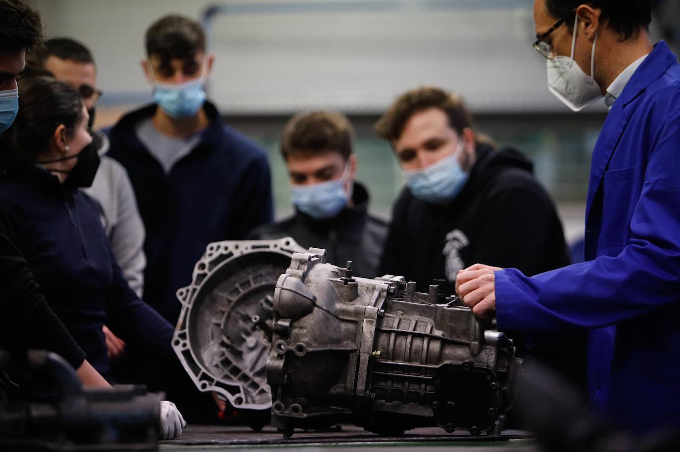 Así se preparan en el instituto Zoco de Córdoba para la llegada de Ford, en imágenes