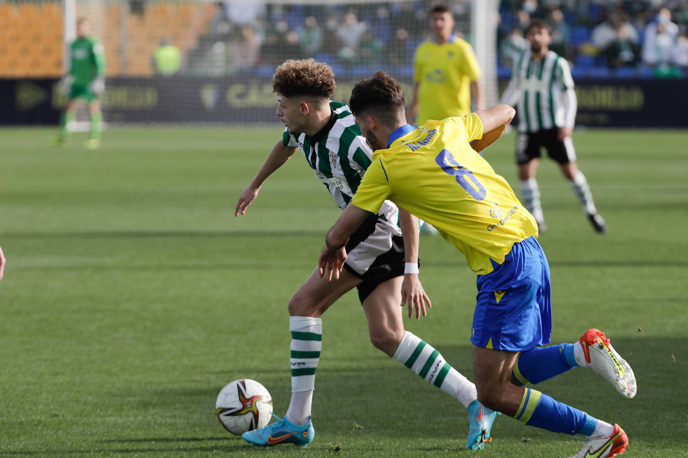 El Cádiz B - Córdoba CF, en imágenes