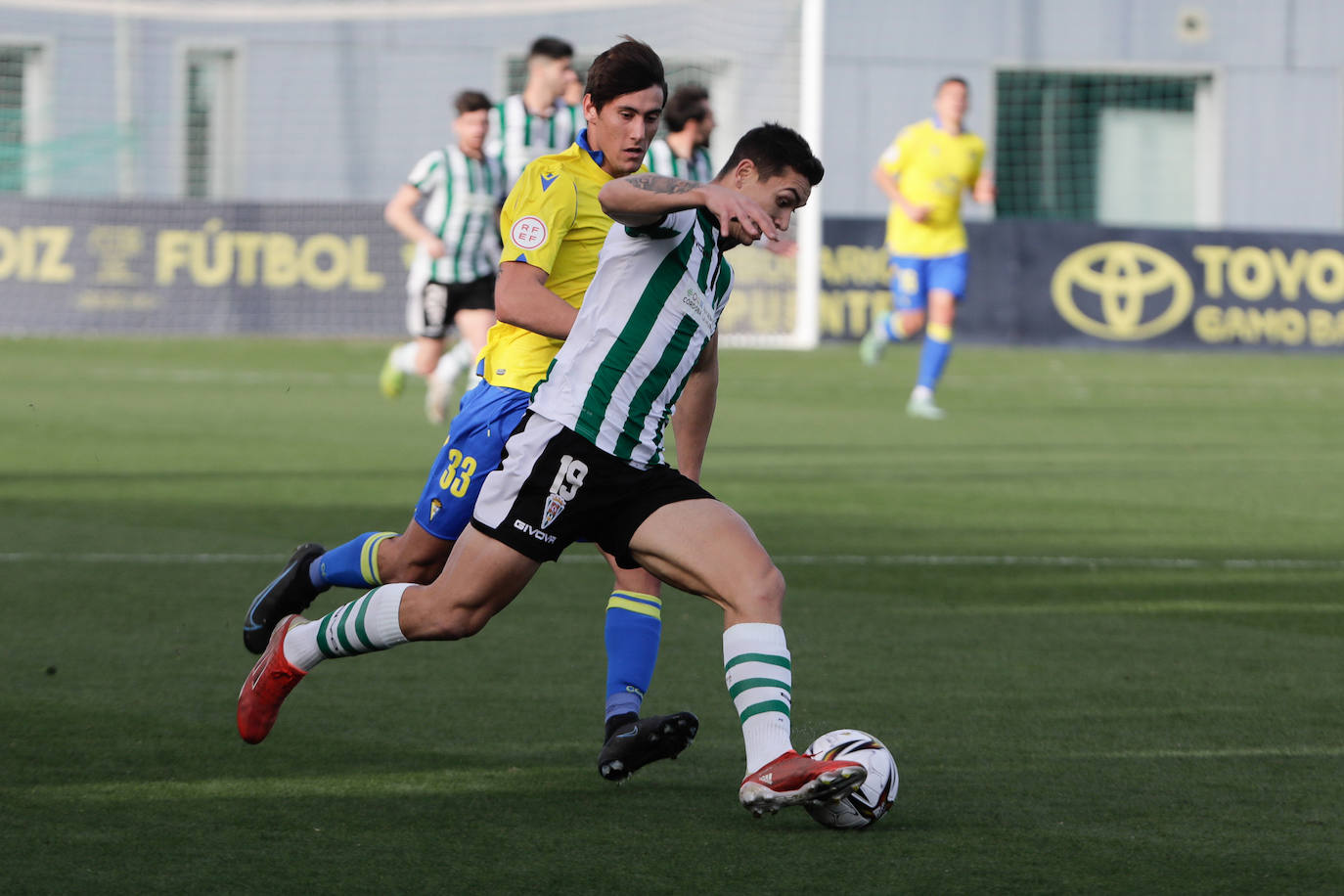 El Cádiz B - Córdoba CF, en imágenes