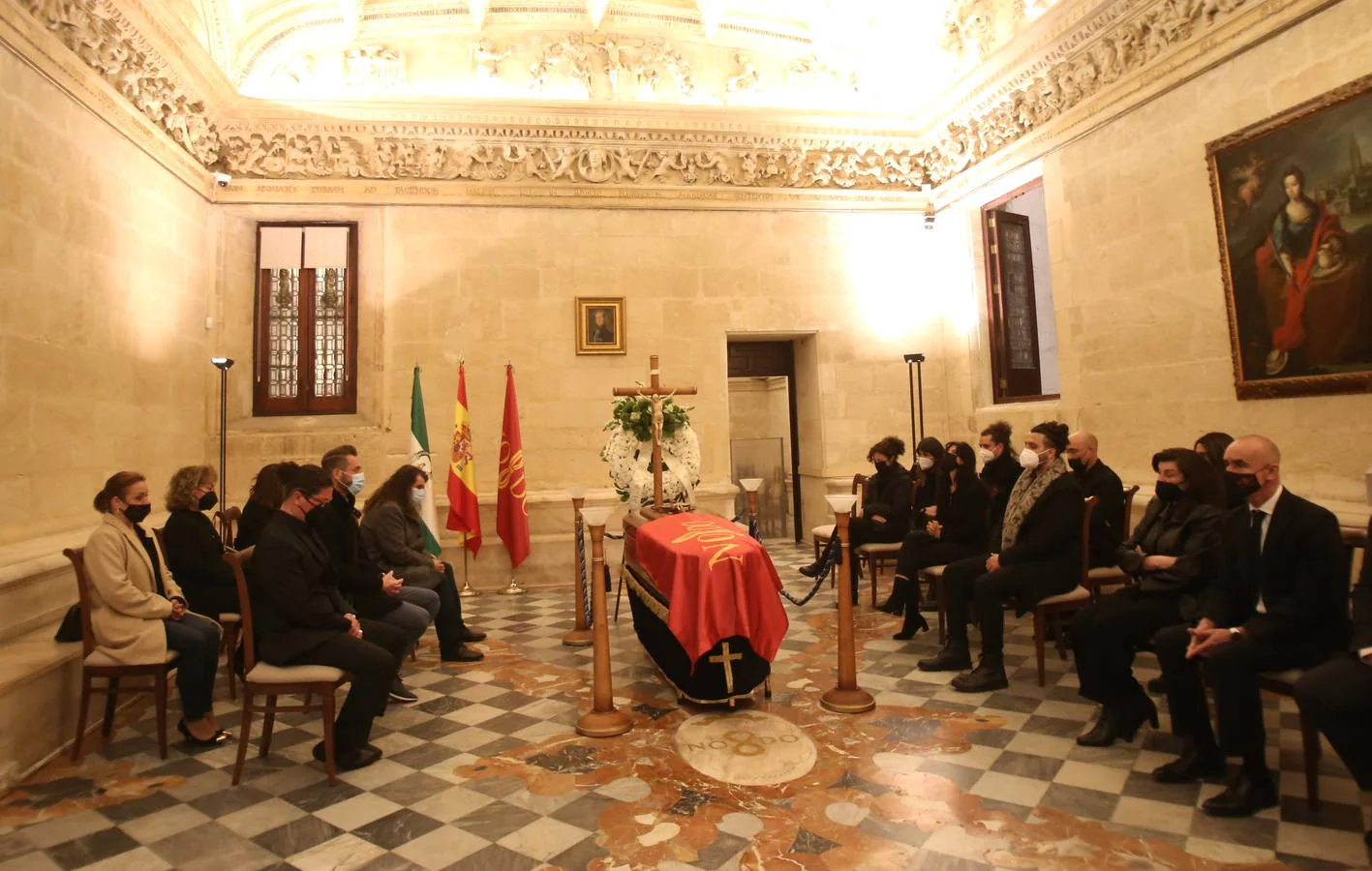 La capilla ardiente de Pascual González se abre a las 19 horas en el Ayuntamiento de Sevilla