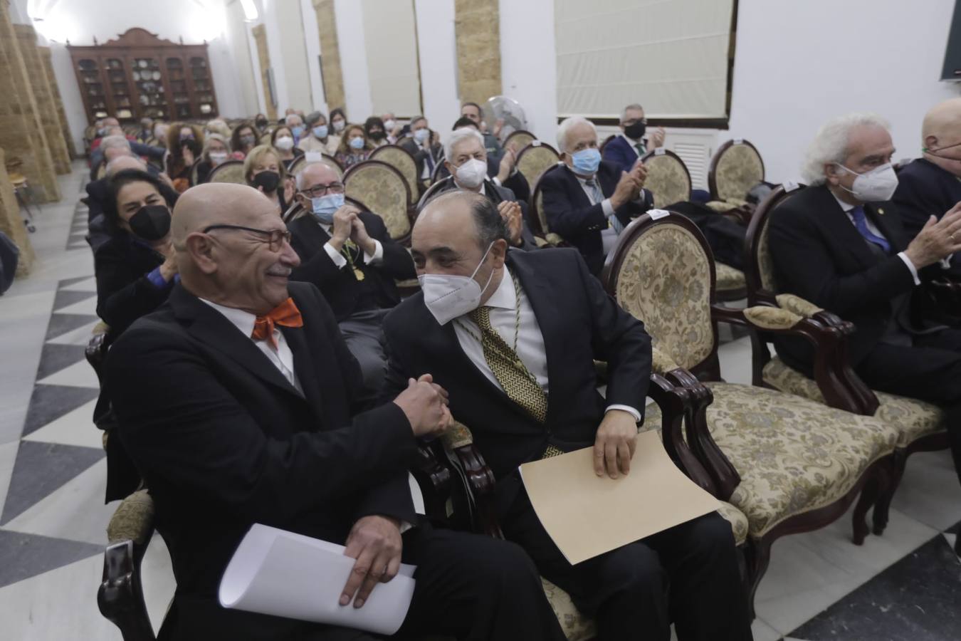 FOTOS: Ingreso de Pablo Juliá como Académico de número de la Real Academia de Bellas Artes de Cádiz