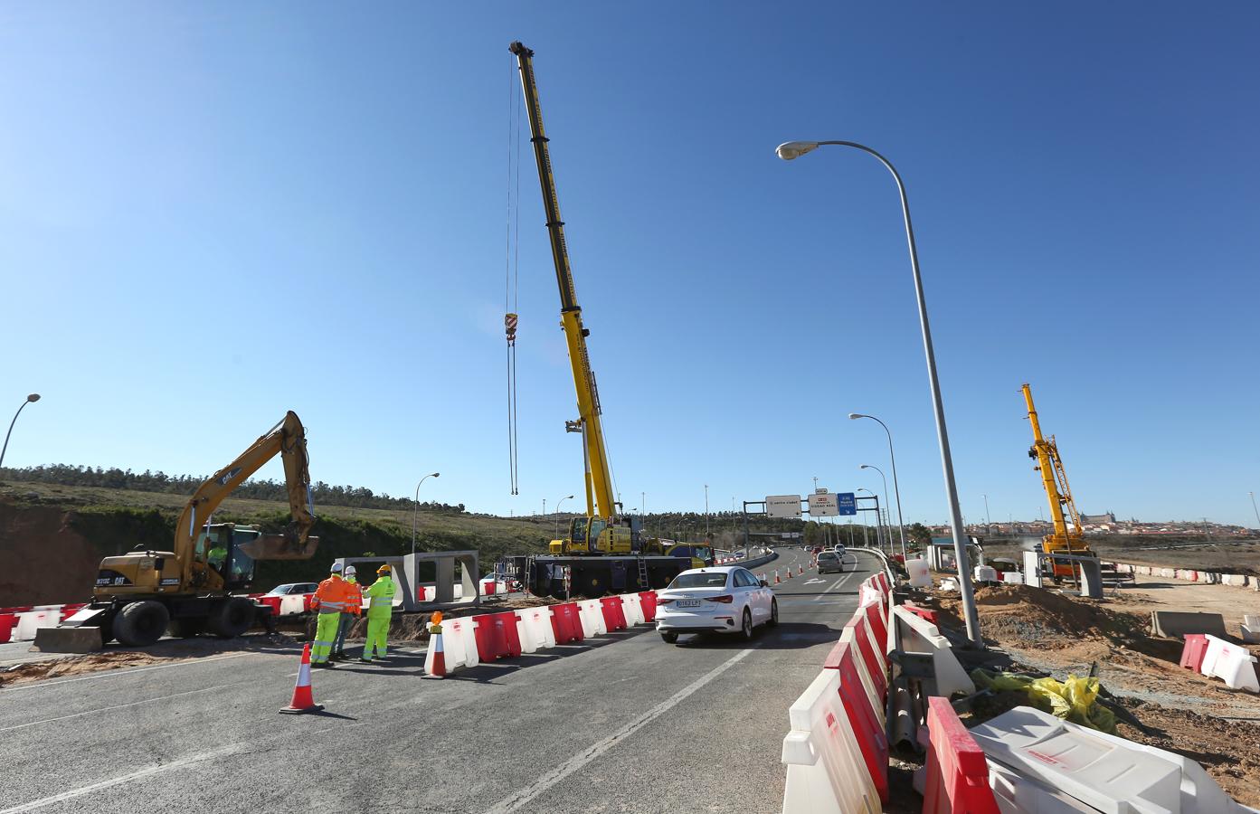 Las obras de la carretera del Polígono, en imágenes