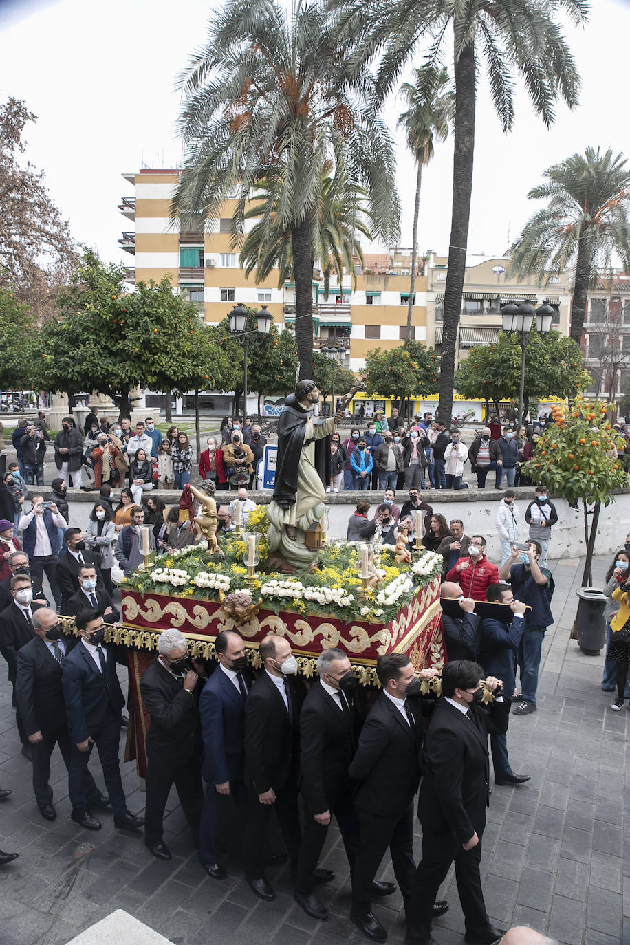 La procesión de San Juan Bautista de la Concepción en Córdoba, en imágenes