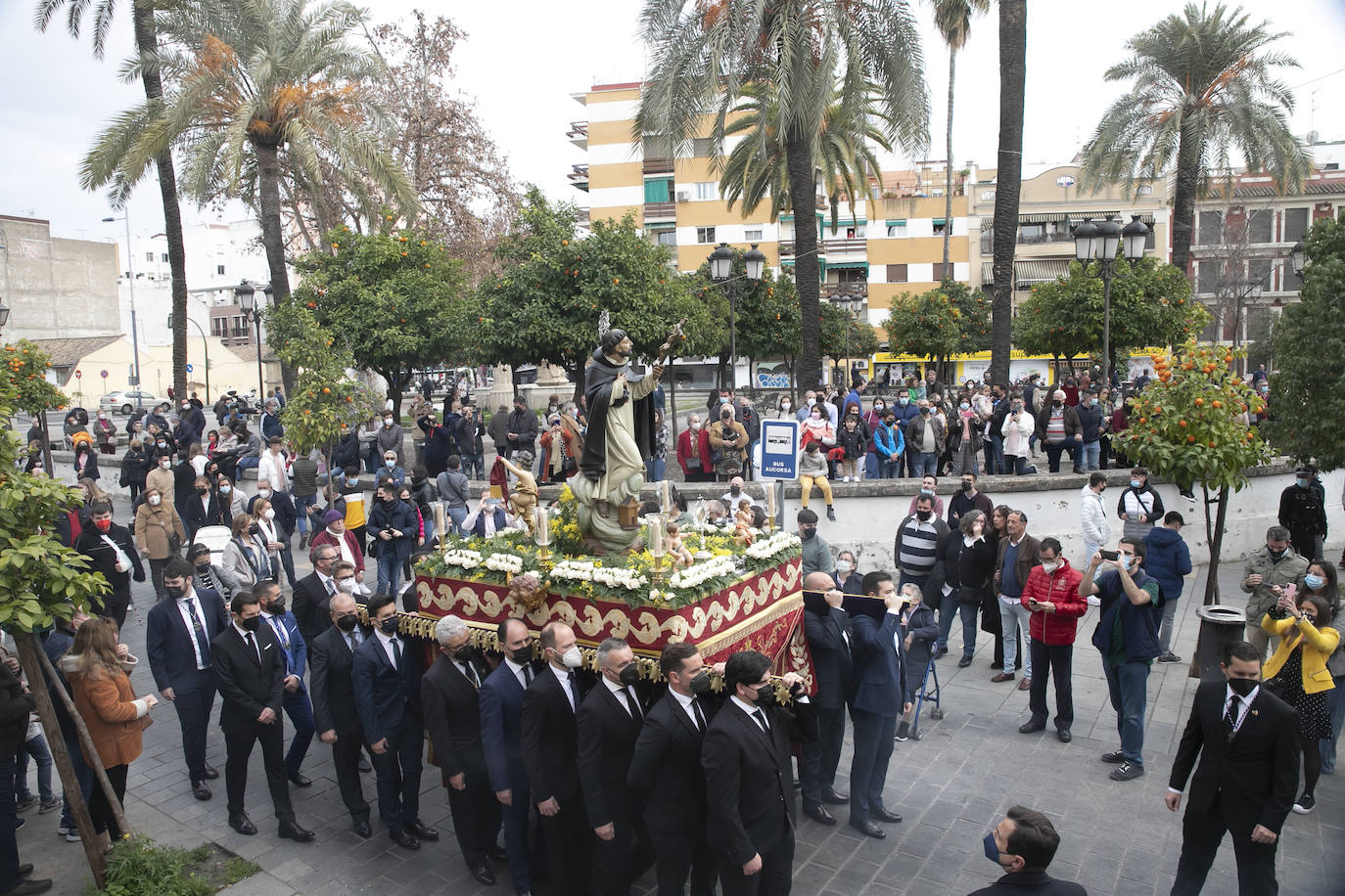 La procesión de San Juan Bautista de la Concepción en Córdoba, en imágenes