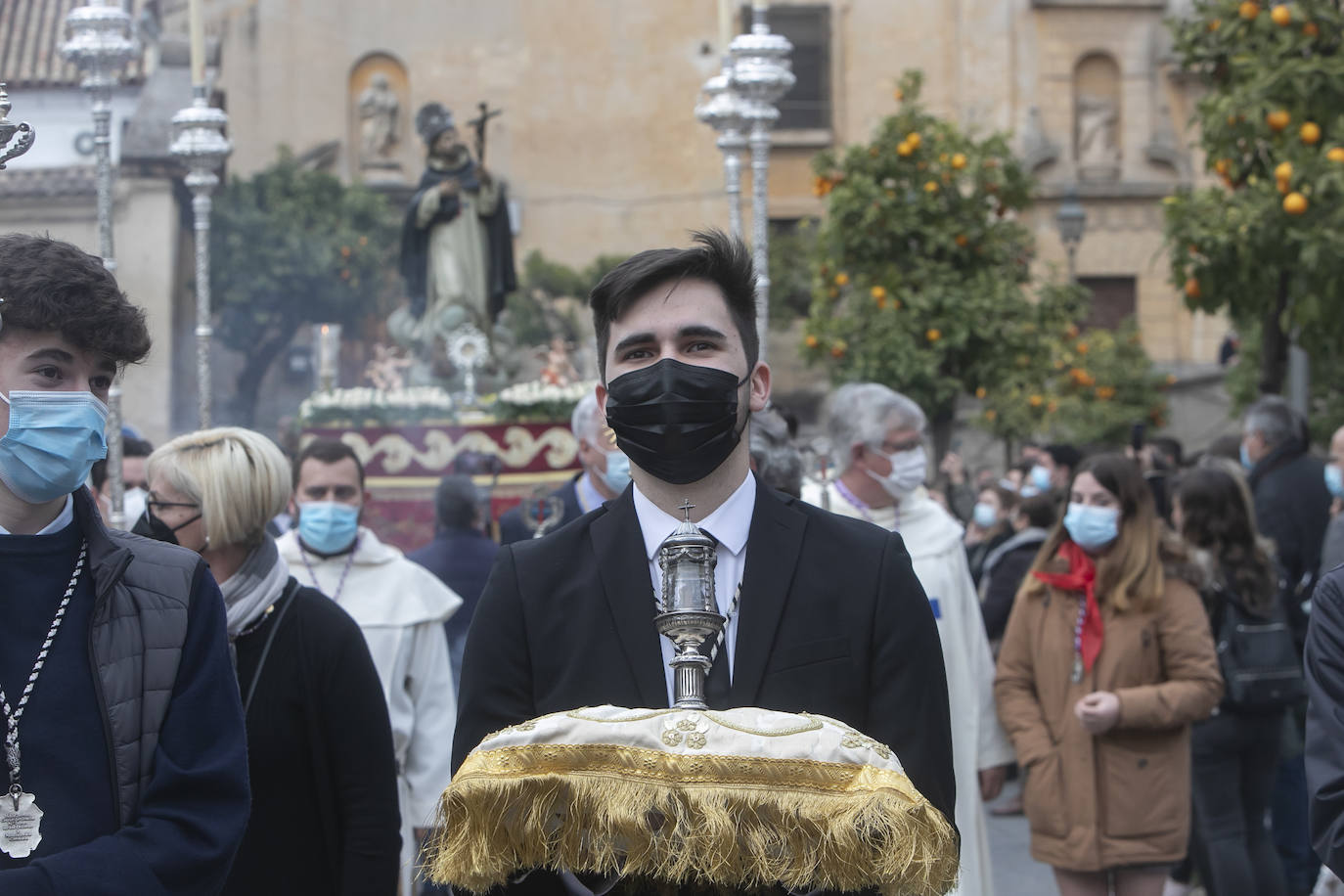 La procesión de San Juan Bautista de la Concepción en Córdoba, en imágenes