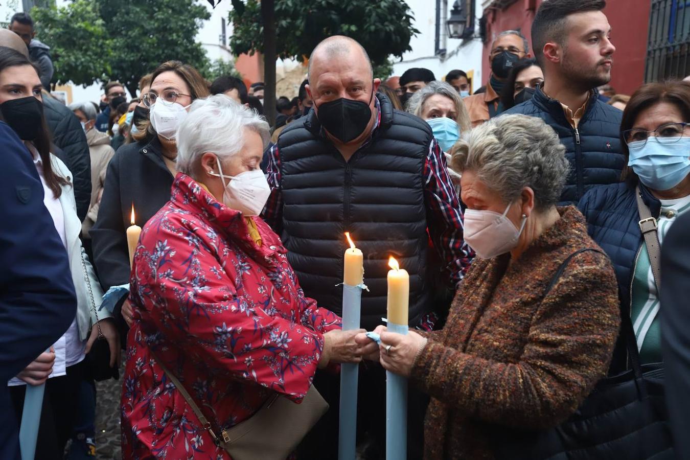 La Virgen de Araceli luce restaurada por las calles de Córdoba, en imágenes