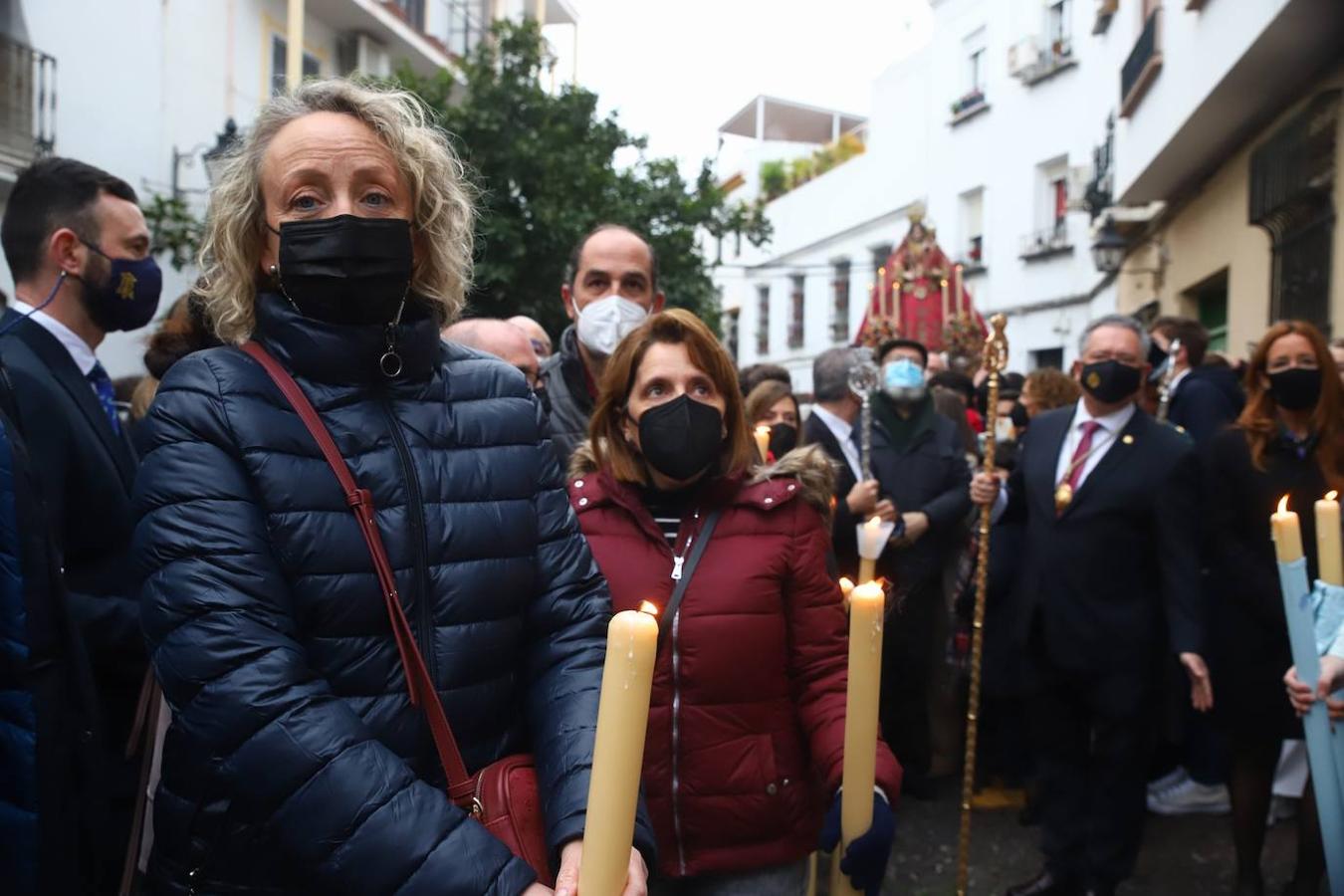 La Virgen de Araceli luce restaurada por las calles de Córdoba, en imágenes