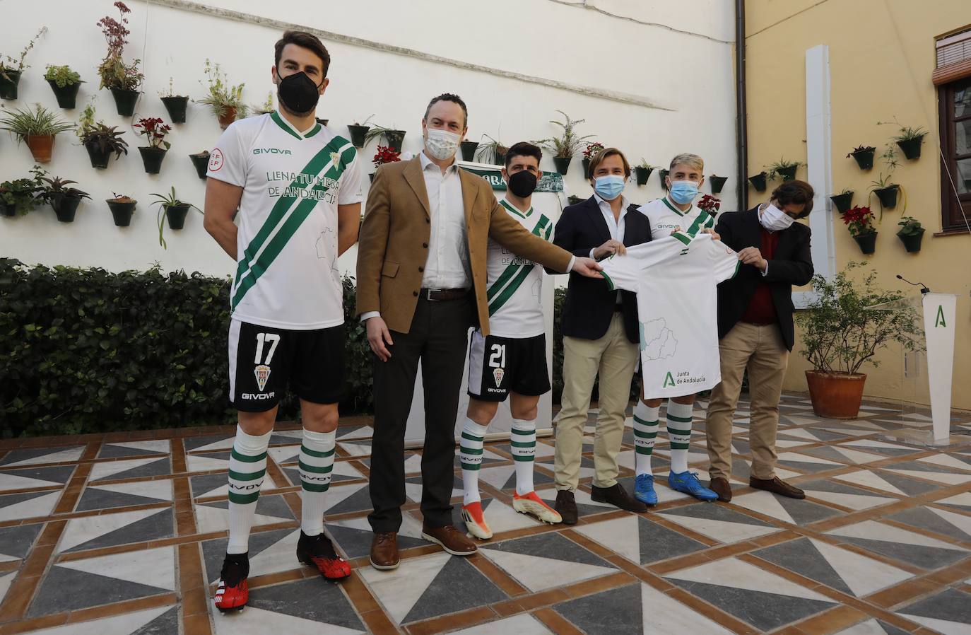 La camiseta del Córdoba CF exclusiva para el Día de Andalucía, en imágenes