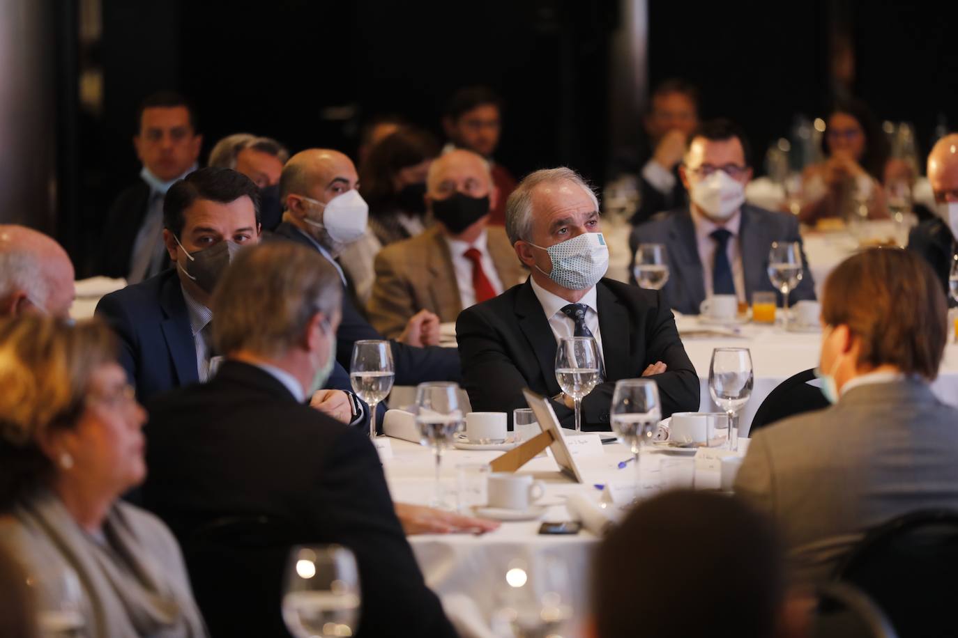 El consejero de Salud en el Foro ABC Córdoba, en imágenes