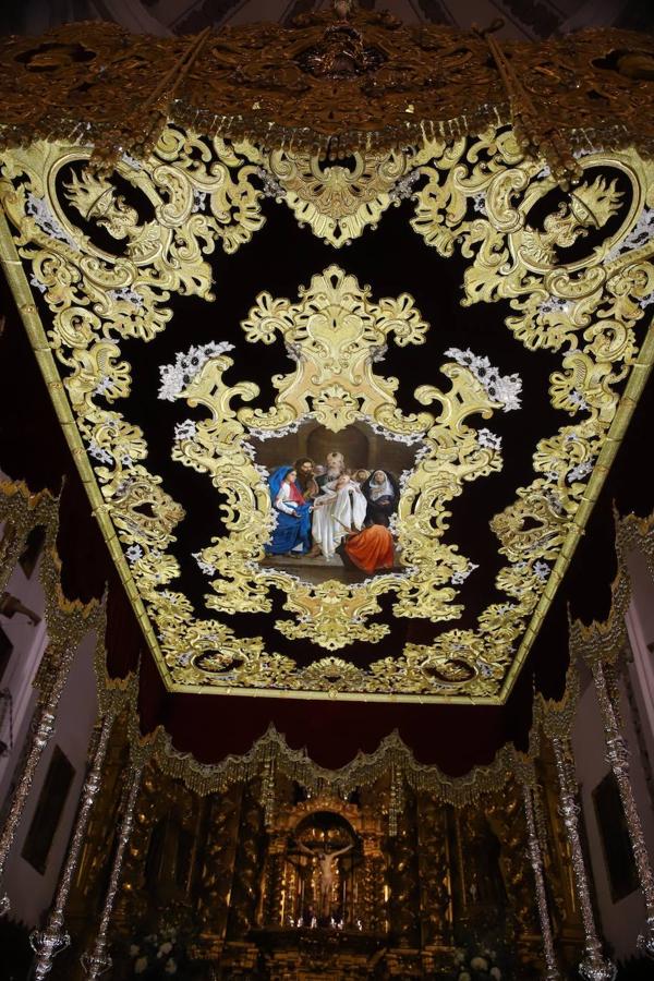 El techo bordado de la Virgen de la Candelaria de Córdoba, en imágenes