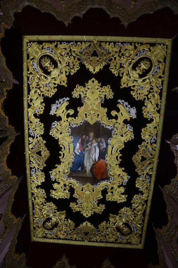 El techo bordado de la Virgen de la Candelaria de Córdoba, en imágenes