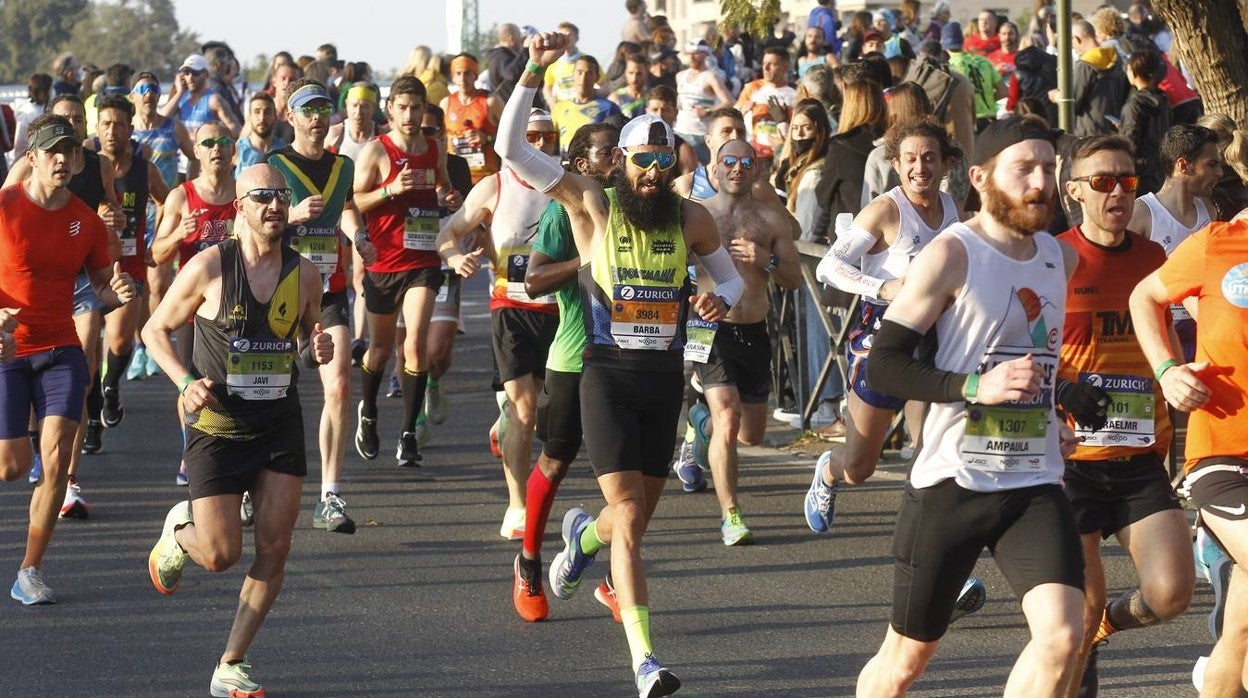 ¿Has corrido el Zurich Maratón Sevilla 2022? Búscate aquí (8)