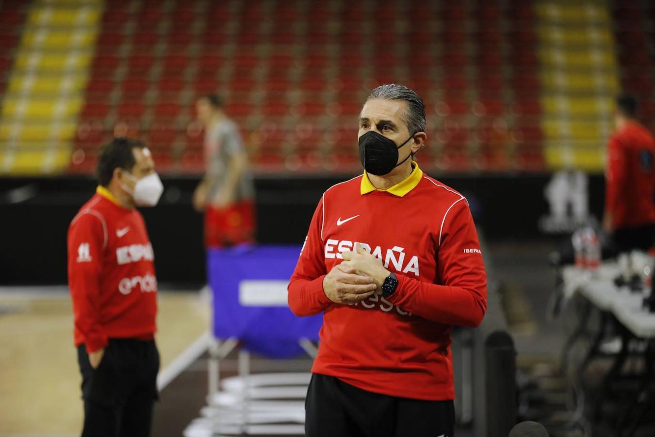 Baloncesto | El primer entrenamiento de España en Córdoba, en imágenes