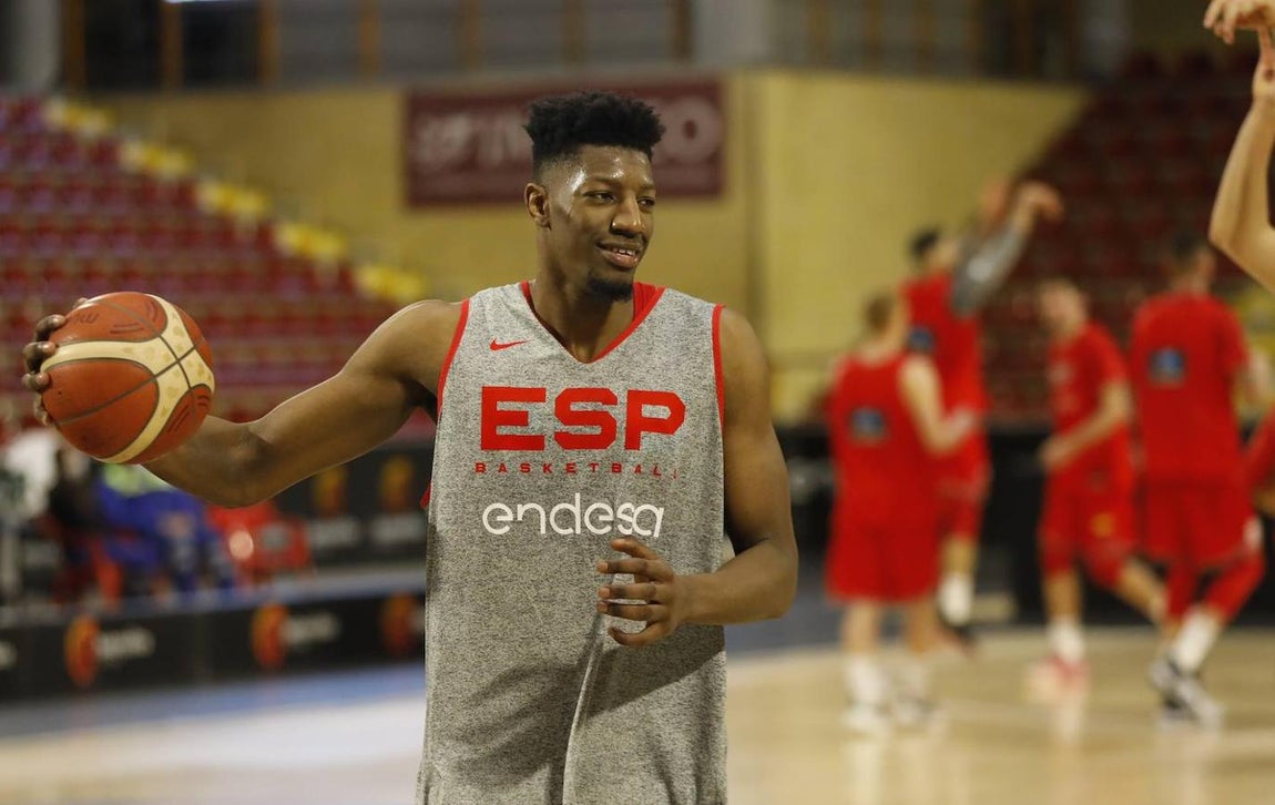 Baloncesto | El primer entrenamiento de España en Córdoba, en imágenes