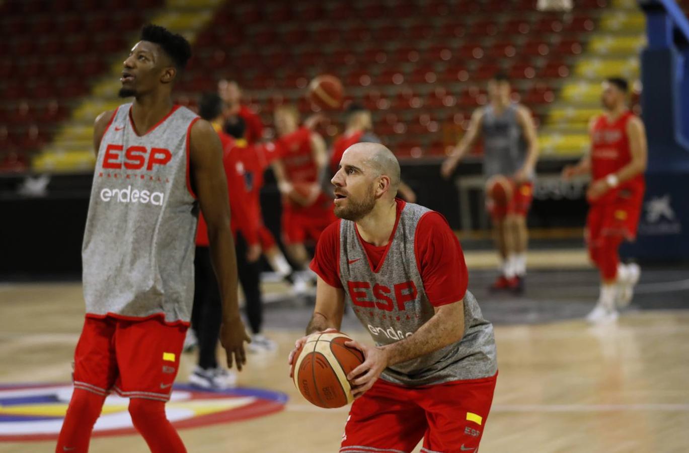 Baloncesto | El primer entrenamiento de España en Córdoba, en imágenes