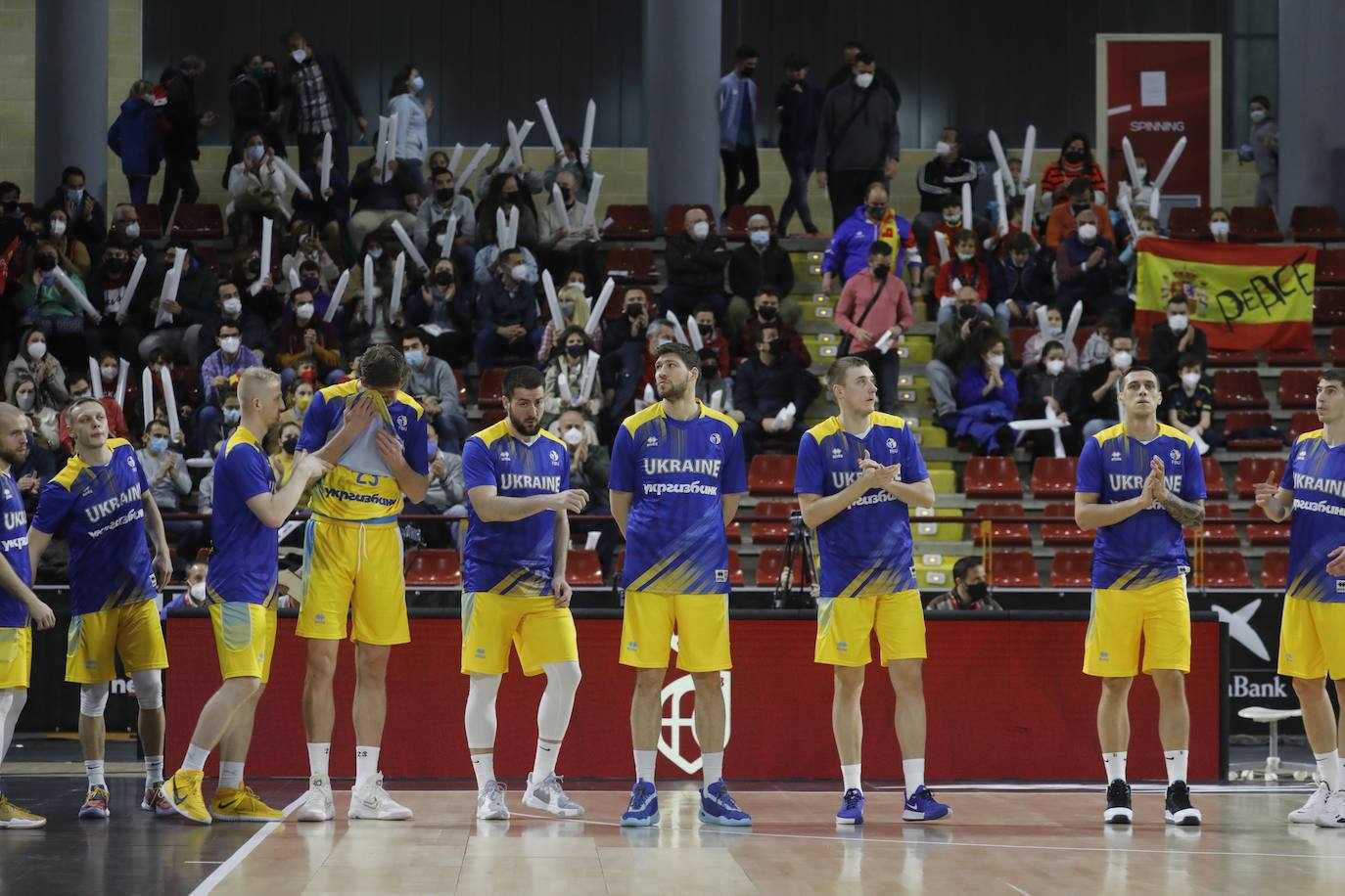 Las mejores imágenes del España - Ucrania de baloncesto en Córdoba