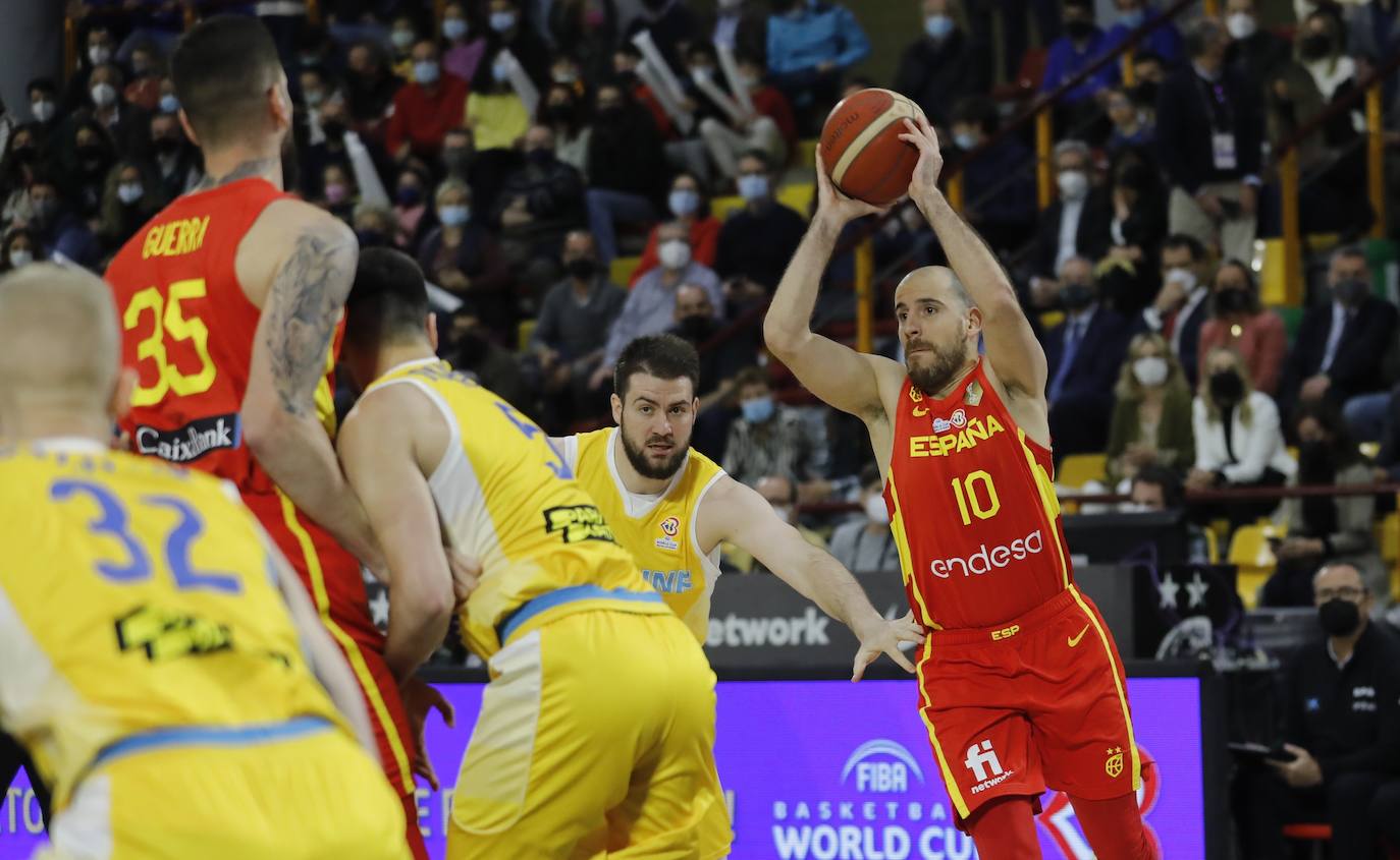 Las mejores imágenes del España - Ucrania de baloncesto en Córdoba