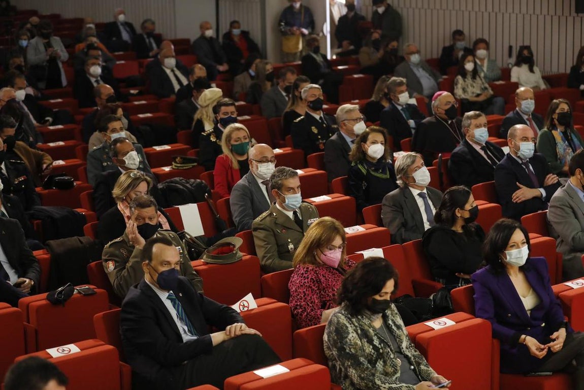 La entrega de las banderas de Andalucía en Córdoba, en imágenes