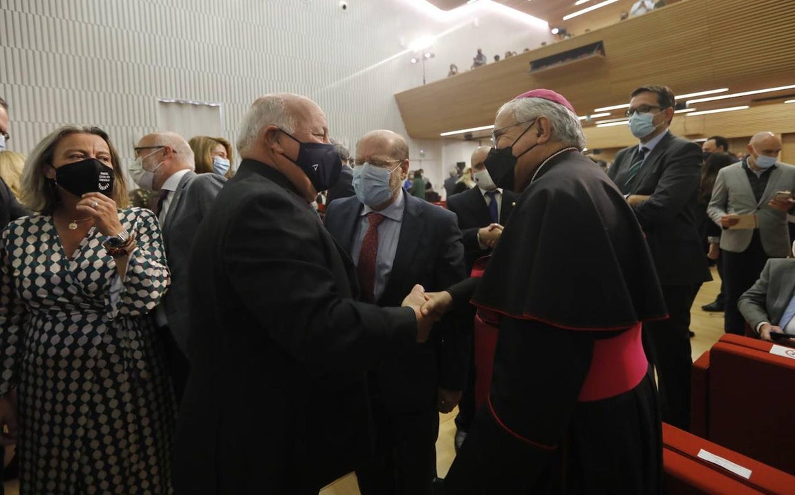 La entrega de las banderas de Andalucía en Córdoba, en imágenes