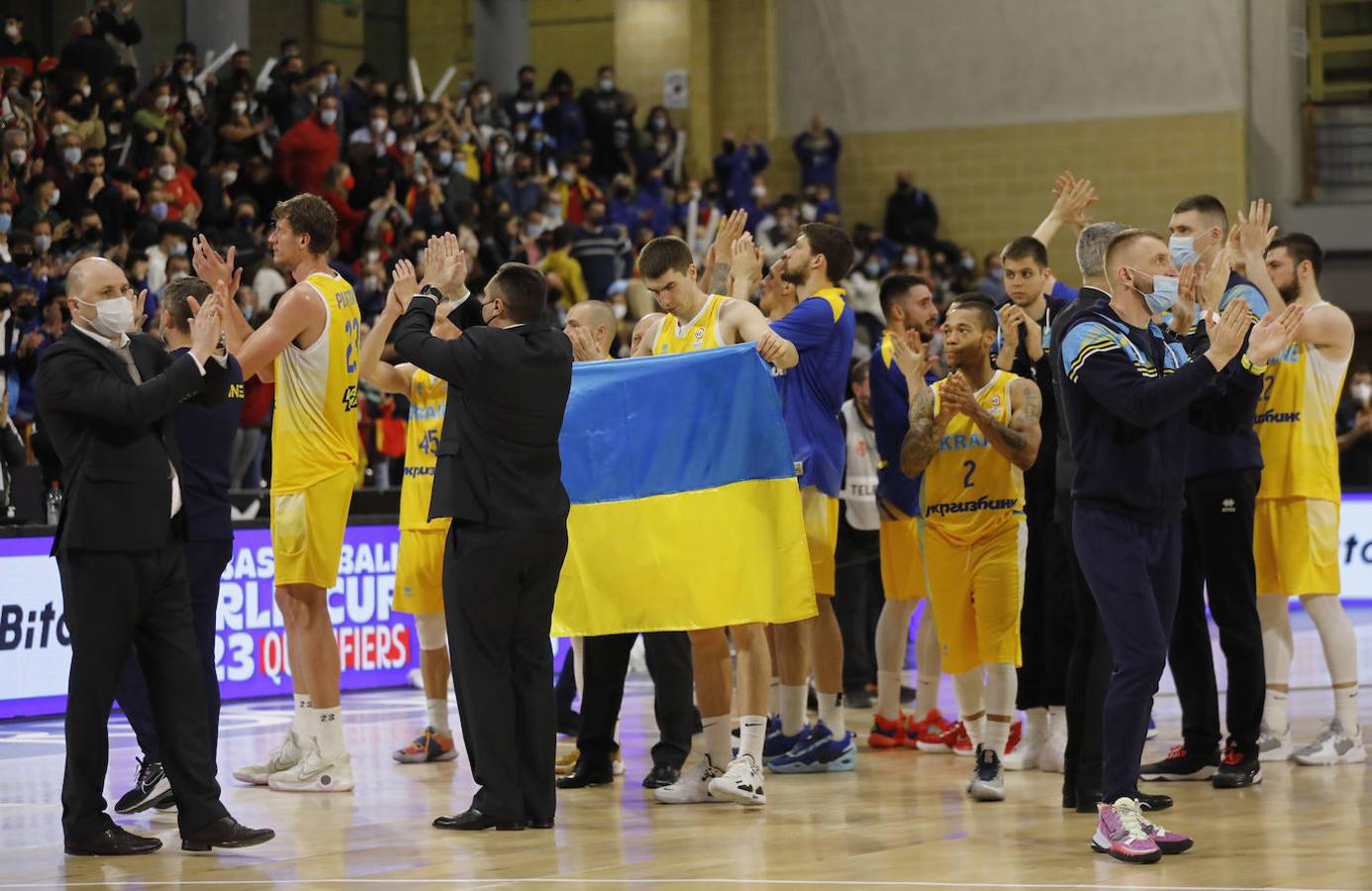 Las mejores imágenes del España - Ucrania de baloncesto en Córdoba