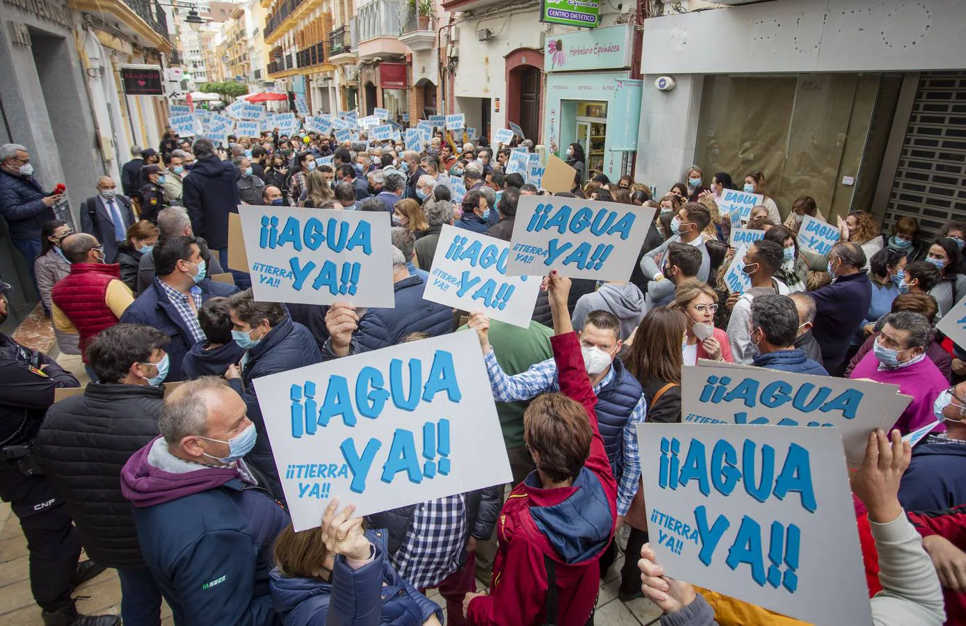 «Está en las manos del Gobierno la solución para el entorno de Doñana», claman los regantes de Huelva