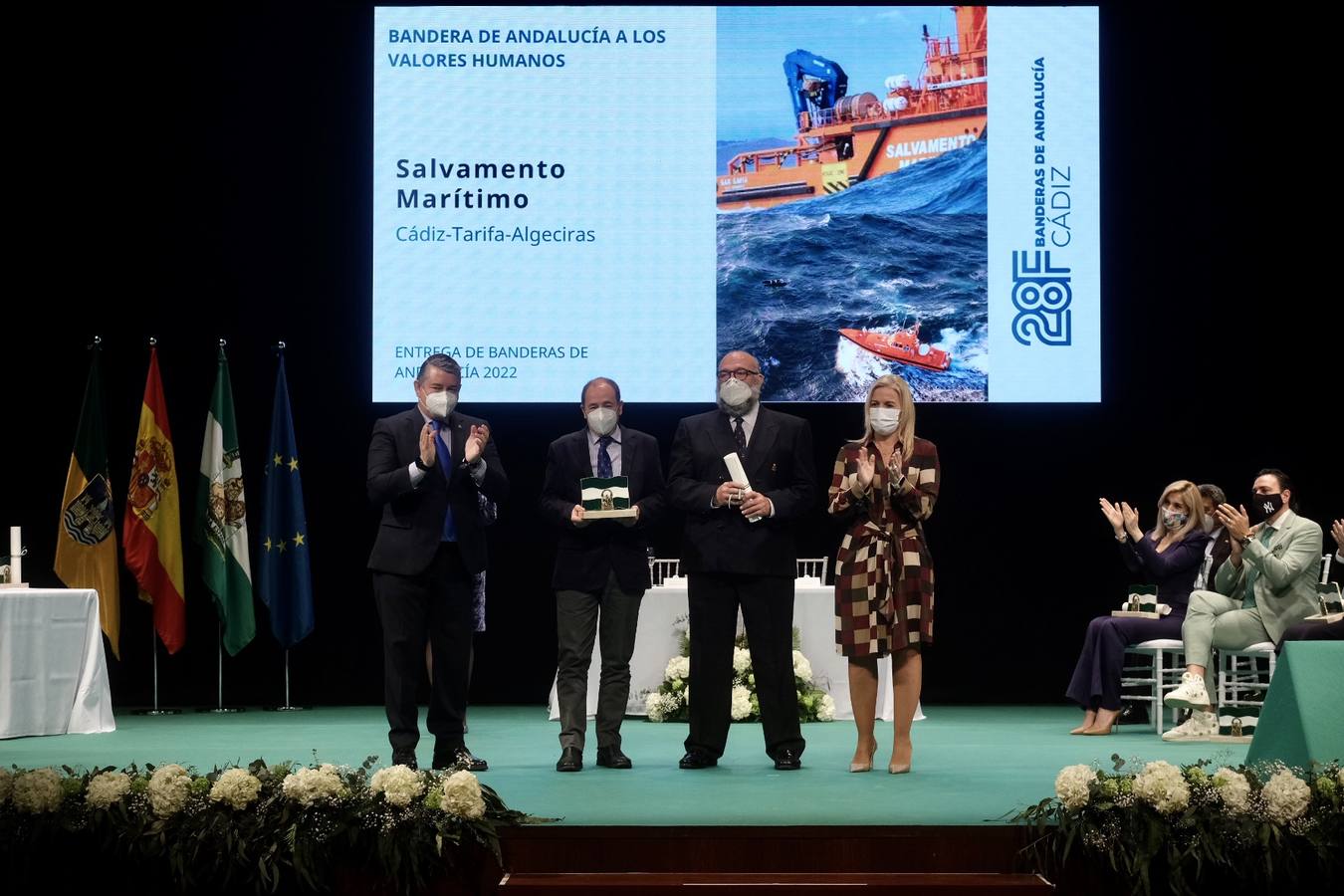 Fotos: Entrega de Banderas de Andalucía en la provincia de Cádiz