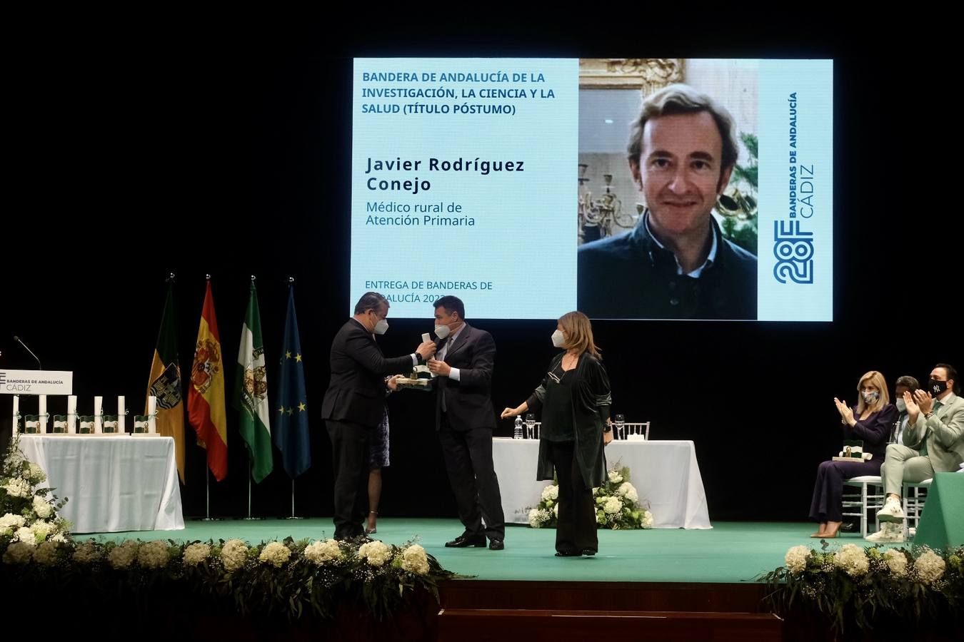 Fotos: Entrega de Banderas de Andalucía en la provincia de Cádiz