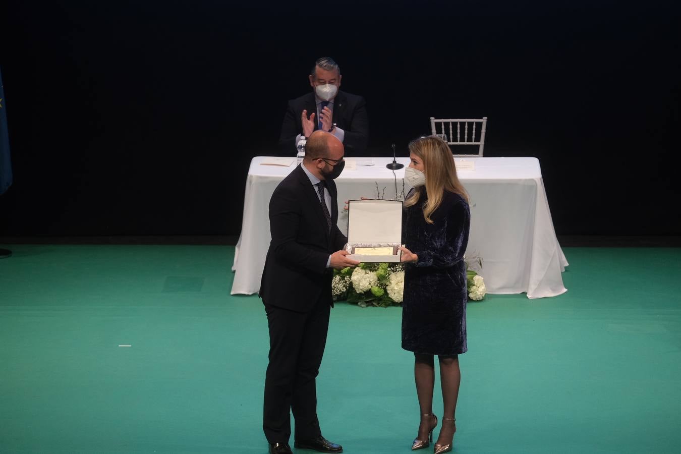 Fotos: Entrega de Banderas de Andalucía en la provincia de Cádiz