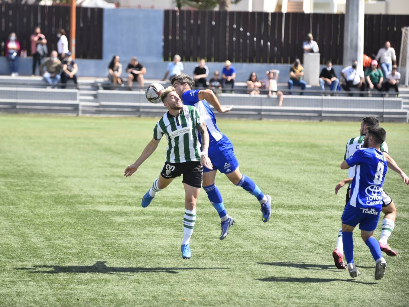 El UD San Fernando - Córdoba CF, en imágenes