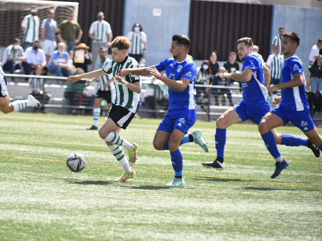 El UD San Fernando - Córdoba CF, en imágenes