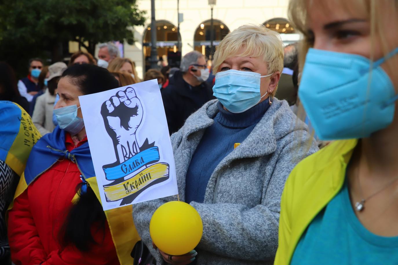 La manifestación contra la guerra en Ucrania en Córdoba, en imágenes