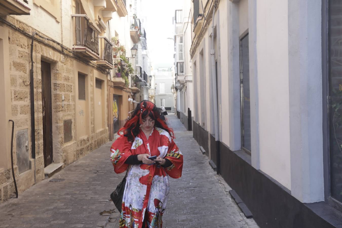 Fotos: Ambiente de Martes de Carnaval en Cádiz