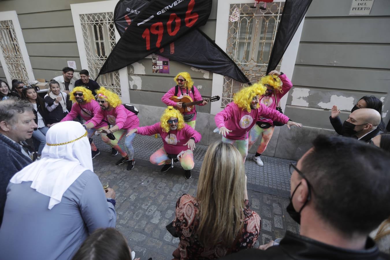 Fotos: Ambiente de Martes de Carnaval en Cádiz