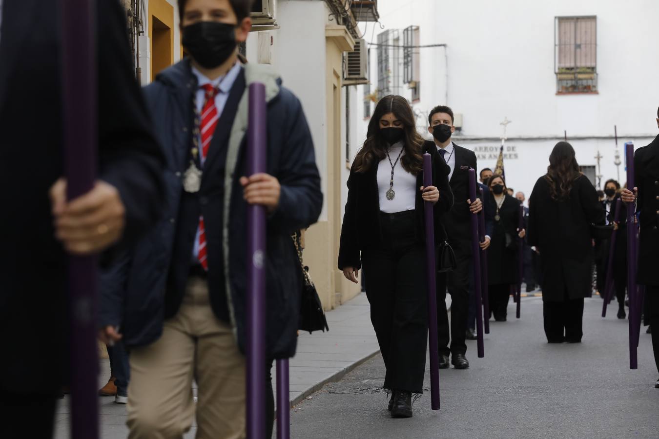 En imágenes, el Vía Crucis del Calvario en Córdoba (I)