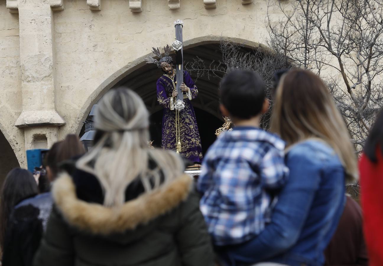 En imágenes, el Vía Crucis del Calvario en Córdoba (I)