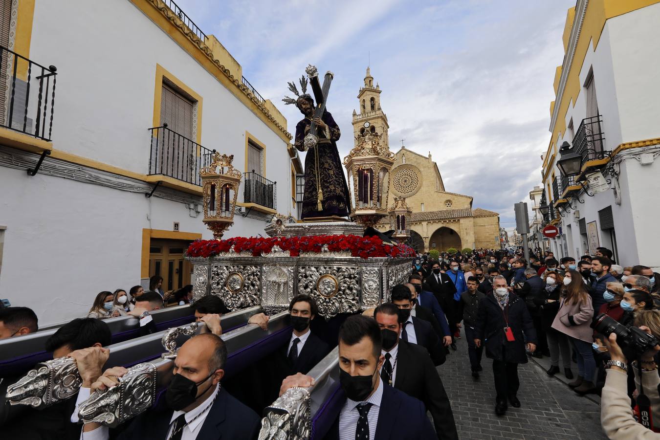 En imágenes, el Vía Crucis del Calvario en Córdoba (I)