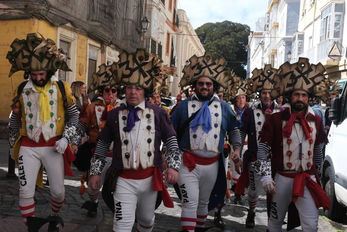 Fotos: Ambiente del segundo sábado del Carnaval ilegal de febrero