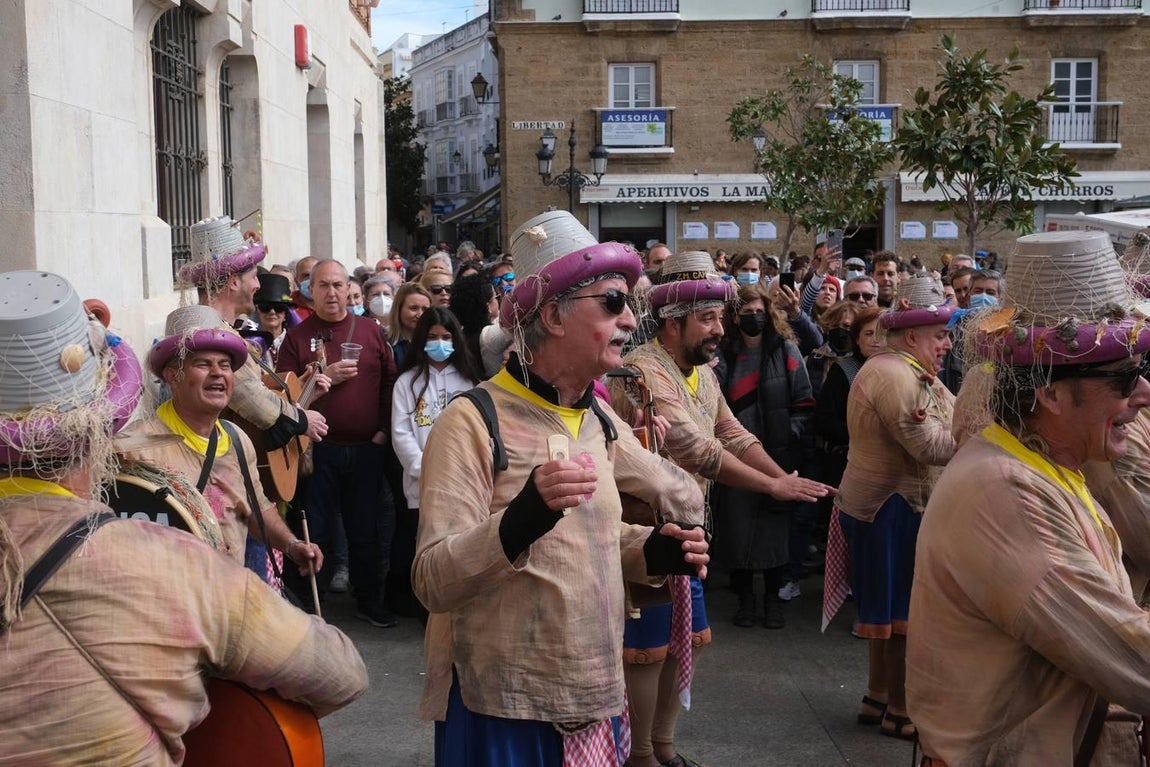 Fotos: Ambiente del segundo sábado del Carnaval ilegal de febrero