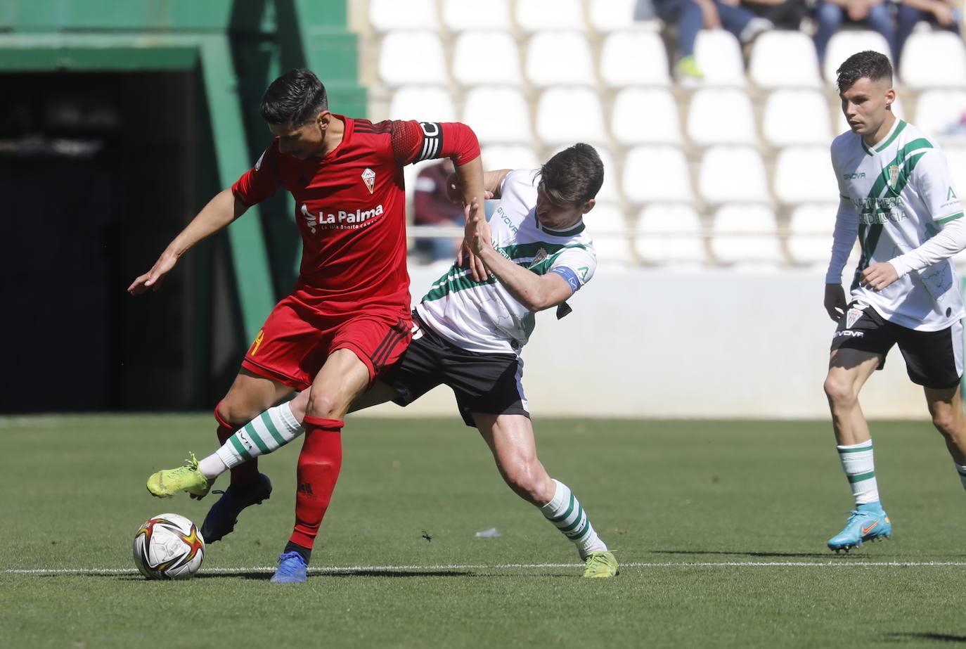 Las mejores jugadas del Córdoba CF - CD Mensajero, en imágenes